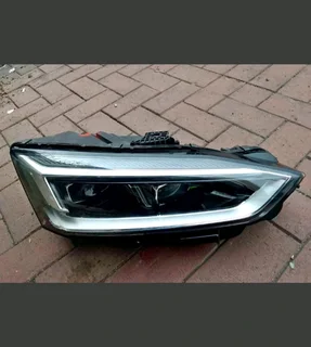 A5 Audi headlight available