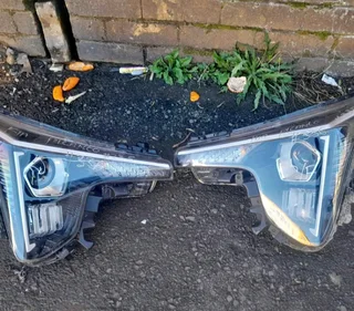 Kia picanto headlight available