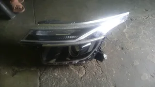 Kia seltos headlight available