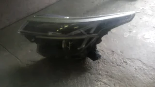 Kia seltos headlight available