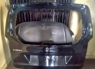 W447 tailgate mercedes Benz  available