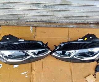 VW golf 7.5 R headlight available