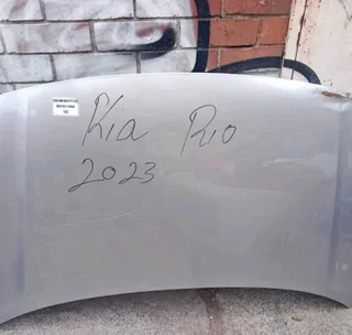 Kia Rio bonnet available