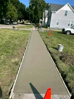 WE DO DRIVEWAY CONCRETE