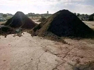 Topsoil, compost and Lawndressing