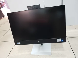 HP ProOne  440 G9 23.8&#39; Core i5-13400T 8GB RAM 512GB SSD Win 11 Pro All-in-One PC Clean as New