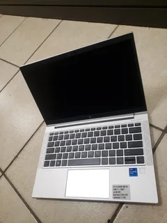 HP Elitebook 830 G8 13.3; Core i7-1185G7  8GB RAM 512GB SSD Win 11 Pro PREOWNED