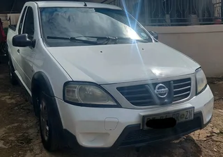 2013 Nissan np200 1.6i