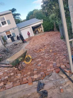 Wheatsone half brick pavers supplying and installation in all areas around Capetown
