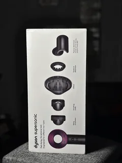 (Sealed new )Dyson Supersonic Hair Dryer