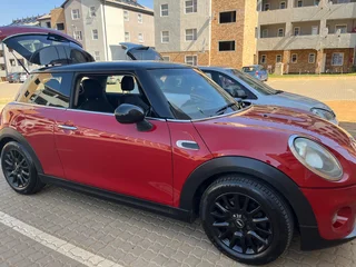 2014 Mini Cooper Hatchback