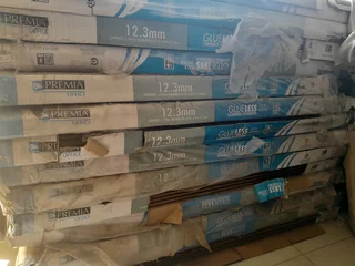 Premia office glueless laminate flooring click system