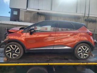 Renault  captur 2018 model code 2 ready for stripping &#64; sheeraz auto spares