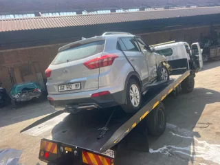 Hyundai creta 2018 model ready for stripping &#64; sheeraz