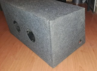 Kenwood double subwoofer