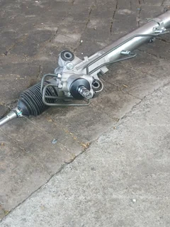 Toyota Quintam 2.5 steering rack