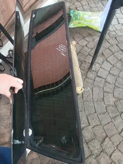 Ford ranger back  windows