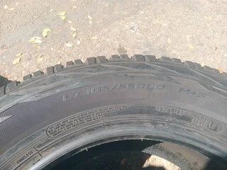 X2/ LT 305/ 55/ R20/ MT5 COOPER DISCOVERER A/T