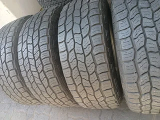 X4/ 265/ 70/ R17/ Cooper Coopertries Lt Discovery  At3