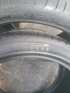 X2 / 295/ 35/ R21/ 103Y / PIRELLI P.ZERO