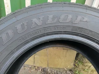 X4/ 265/ 65/ R17/ Dunlop Grandtre