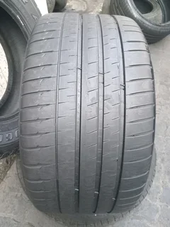 X1/ 287/ 30/ Zr20/ 99y Michelin Pilot Sport 4s