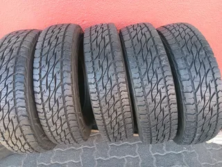 X5/ LT 235/ 85/ R16/ 8PR 114/111R BRIDGESTONE DUELER A/T