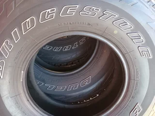 X5/ LT 235/ 85/ R16/ 8PR 114/111R BRIDGESTONE DUELER A/T