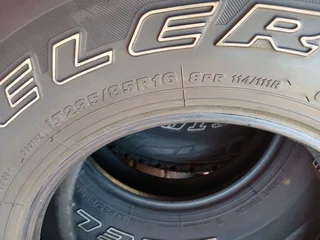 X5/ LT 235/ 85/ R16/ 8PR 114/111R BRIDGESTONE DUELER A/T