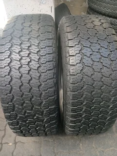 X2/ 255/ 60/ R20/ 113/ GOODYEAR ADVENTURE ALL TERRAIR WRANGLER
