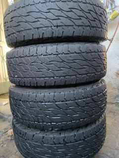 X4/ 265/ 70/r16/ 112s Bridgestone Dueler