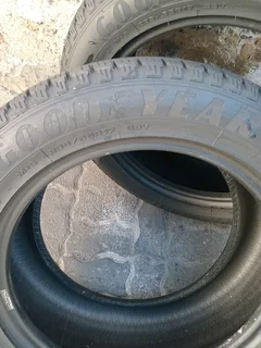 X2/ 235/ 55/ R17 SUV / GOODYEAR EFFICIENT