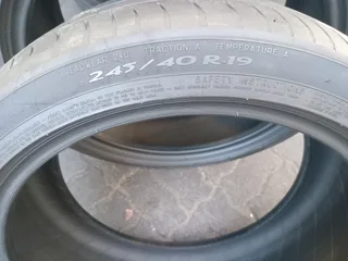 X2/ 245/ 40/ R19/ 98Y/ MICHELIN PRIMACY 3