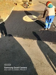 Tar and retaining walls