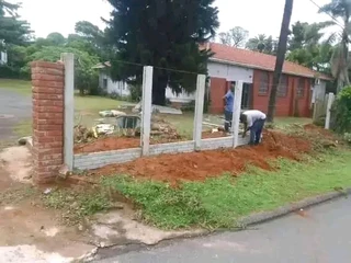 Tar and retaining walls