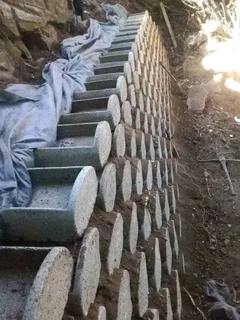 Retaining walls and building