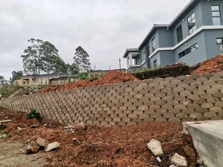 Tar driveways and retaining walls