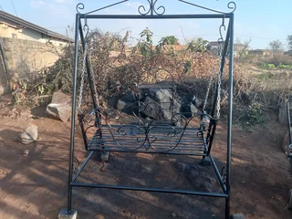 Metal garden swing