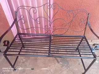 Metal garden bench