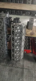 Recon cylinder head&#39;s for heavy duty trucks and yellow metal.