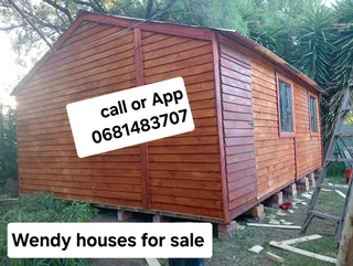 4x4mt 3x5mt log homes for sale