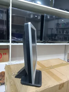 Hp Compaq LE1711 17INCH MONITOR clean like new R450