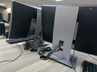 Hp proOne 600 G2All in one pcI5-6th gen 256 gb hdd8 gb ram