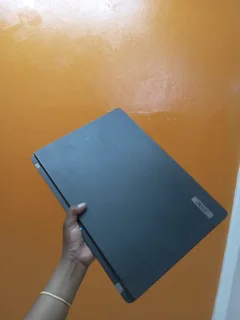 Acer TravelMate P215-51Core I3-8th Gen &#64;2.20GHZ8GB Ram 120GB SSD Windows 11pro