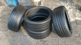 225/40/R19 Set Tyres for sale