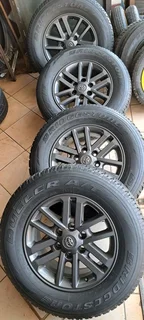 17inches Toyota Hillux Mag Rims And Tyres