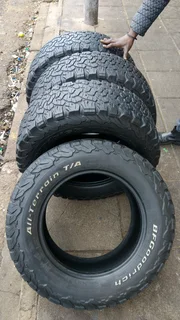 265/65/R17 Bf Goodrich All Terrain KO2 Set tyres