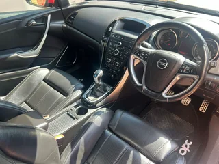 2013 OPEL ASTRA OPC 2.0T