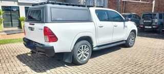 2017 TOYOTA HILUX 2.8 GD-6,  4X4  A/T, BLACK EDITION