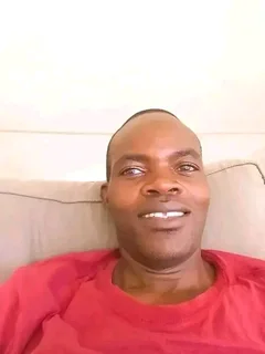 Housekeeper with driving licence job seeker(Monday to Thursday.